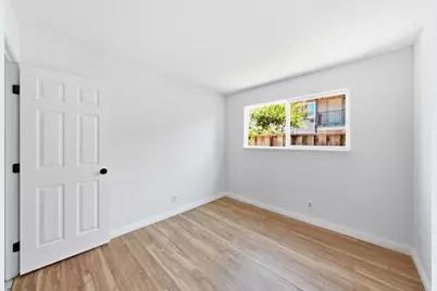 1261 Juniper Dr 14, Gilroy, CA 95020 - Photo 9
