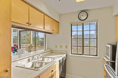 720 Pheasant Ridge Rd, Del Rey Oaks, CA 93940 - Photo 11