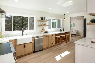220 Canyon Dr, Portola Valley, CA 94028 - Photo 9