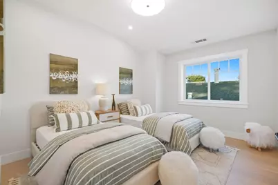 1029 Capuchino Ave, Burlingame, CA 94010 - Photo 15