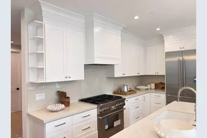 1029 Capuchino Ave, Burlingame, CA 94010 - Photo 3