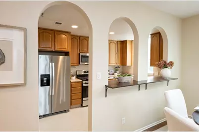 30 Lorton Ave 302, Burlingame, CA 94010 - Photo 11