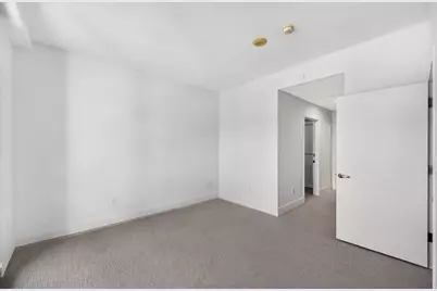 88 E San Fernando St 307, San Jose, CA 95113 - Photo 23