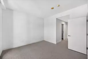 88 E San Fernando St 307, San Jose, CA 95113 - Photo 23