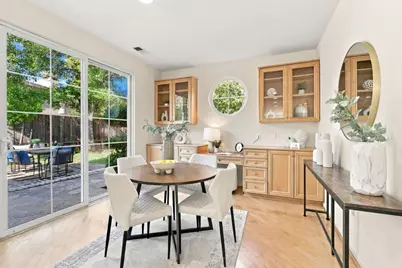 18896 Woodleigh Ct, Saratoga, CA 95070 - Photo 17