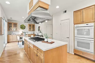 18896 Woodleigh Ct, Saratoga, CA 95070 - Photo 13