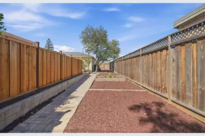 15412 Woodard Rd, San Jose, CA 95124 - Photo 23