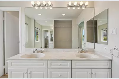 1800 Randall Rd, San Mateo, CA 94402 - Photo 17