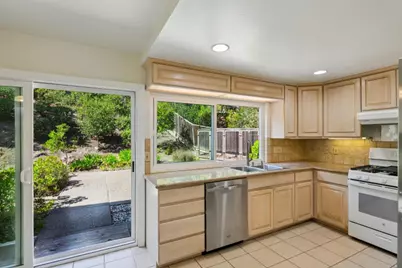 1800 Randall Rd, San Mateo, CA 94402 - Photo 7