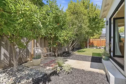 425 Sunberry Dr, Campbell, CA 95008 - Photo 25