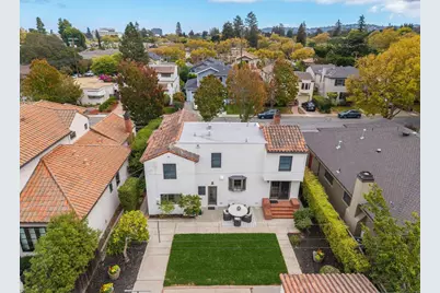 210 Avila Rd, San Mateo, CA 94402 - Photo 67