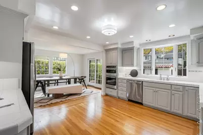 210 Avila Rd, San Mateo, CA 94402 - Photo 19