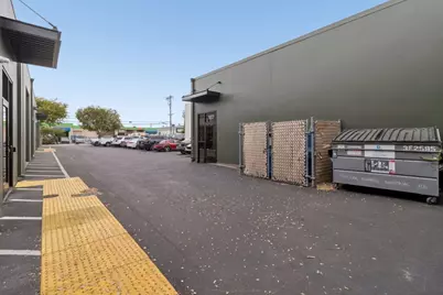 937 Bransten Rd, San Carlos, CA 94070 - Photo 5