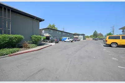 550 Berry Ave, Hayward, CA 94544 - Photo 49