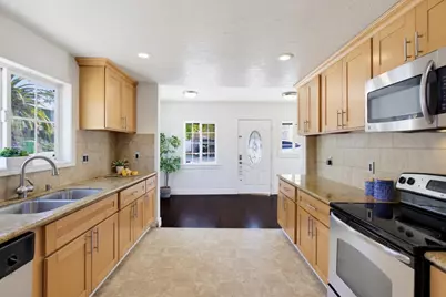 1809 Hill Ave, Hayward, CA 94541 - Photo 17