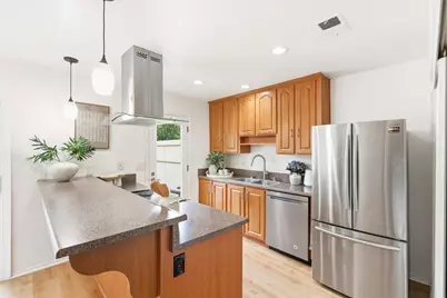 690 Picasso Ter, Sunnyvale, CA 94087 - Photo 9