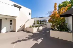 1919 Alameda De Las Pulgas 24, San Mateo, CA 94403 - Photo 1