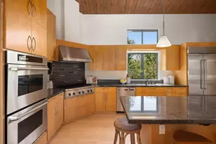 30 Minoca Rd, Portola Valley, CA 94028 - Photo 11