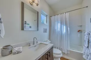 1220 Mulberry St, Hollister, CA 95023 - Photo 43