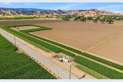 225 Laguna Ave, Morgan Hill, CA 95037 - Photo 21
