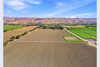 225 Laguna Ave, Morgan Hill, CA 95037 - Photo 9