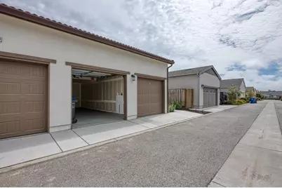 3052 Macarthur Dr E, Marina, CA 93933 - Photo 17