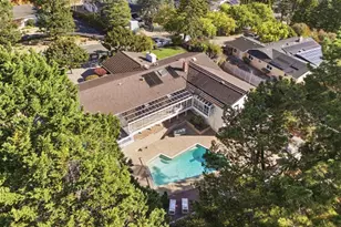 1345 Lakeview Dr, Hillsborough, CA 94010 - Photo 59