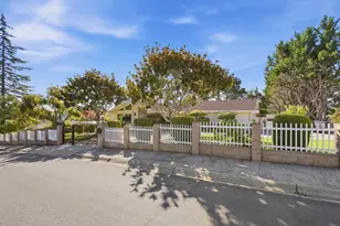 1345 Lakeview Dr, Hillsborough, CA 94010 - Photo 9