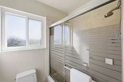 1345 Lakeview Dr, Hillsborough, CA 94010 - Photo 47