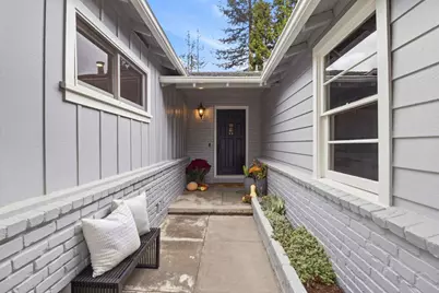 111 Hedge Rd, Menlo Park, CA 94025 - Photo 13