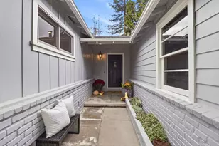 111 Hedge Rd, Menlo Park, CA 94025 - Photo 13