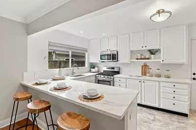 111 Hedge Rd, Menlo Park, CA 94025 - Photo 3