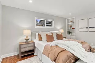 111 Hedge Rd, Menlo Park, CA 94025 - Photo 29