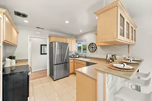 1377 Sprucewood Dr, San Jose, CA 95118 - Photo 7
