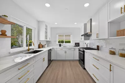 718 Henderson Ave, Sunnyvale, CA 94086 - Photo 11
