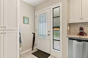 5341 Cribari Dell, San Jose, CA 95135 - Photo 5