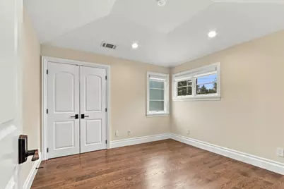 3878 Magnolia Dr, Palo Alto, CA 94306 - Photo 31