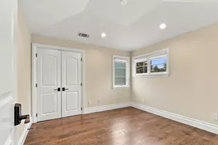3878 Magnolia Dr, Palo Alto, CA 94306 - Photo 31