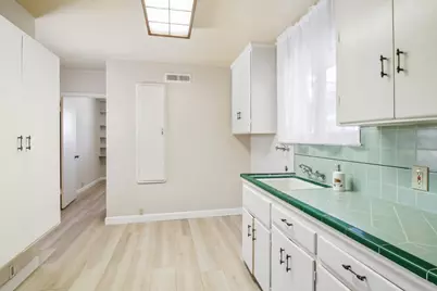 41 San Carlos Dr, Salinas, CA 93901 - Photo 31