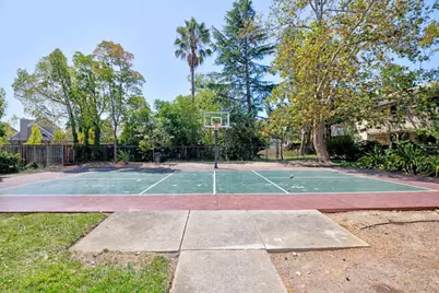 1047 N Abbott Ave, Milpitas, CA 95035 - Photo 27