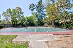 1047 N Abbott Ave, Milpitas, CA 95035 - Photo 27