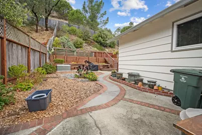 1012 Banyan Way, Pacifica, CA 94044 - Photo 37