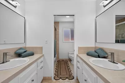990 Oxford Dr, Los Altos, CA 94024 - Photo 27
