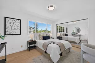 990 Oxford Dr, Los Altos, CA 94024 - Photo 21