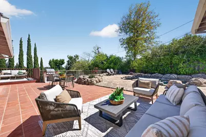 990 Oxford Dr, Los Altos, CA 94024 - Photo 43