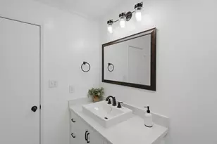 16 Lorton Ave 3, Burlingame, CA 94010 - Photo 43