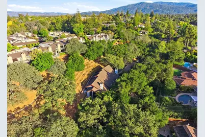217 Mistletoe Rd, Los Gatos, CA 95032 - Photo 89