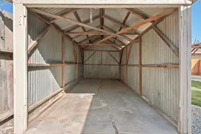 219 Line St, Hollister, CA 95023 - Photo 25