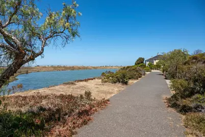 158 Positano Cir, Redwood Shores, CA 94065 - Photo 25