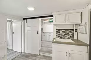 307 E 6th St, Gilroy, CA 95020 - Photo 29